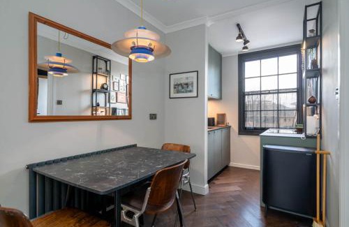 Camden Town Apartamento | GuestReady - Top Floor Chic Camden Flat