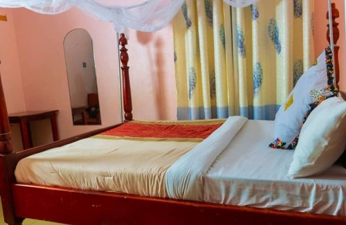 Soroti Hotel | Gugga Resort