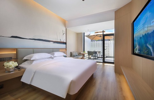 Xiufeng Cama Y Desayuno | GuiLin Lijiang Wangyue Hotel