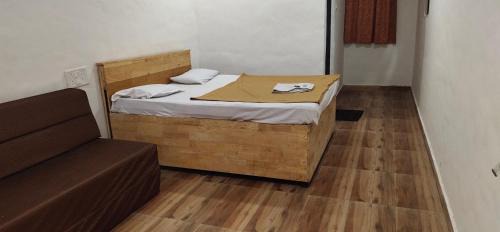 Khattalwada Hotel | Gujarati resort park view matheran
