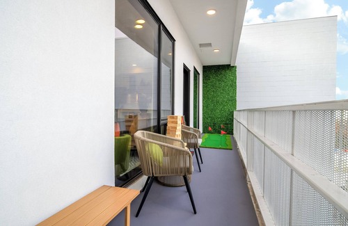 Eighth Avenue Condominio | Gulch - Custom Nashville Vacation