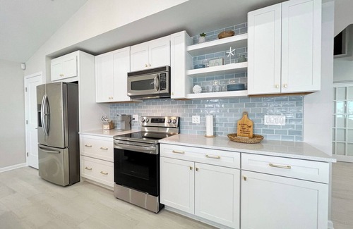 Eight Lakes Casa | Gulf Access Lake View Just renovated dream vacation home!