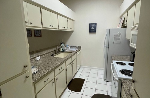 Bokeelia Condominio | Gulf Access Lake View Bokeelia Condo with Boat Slip.