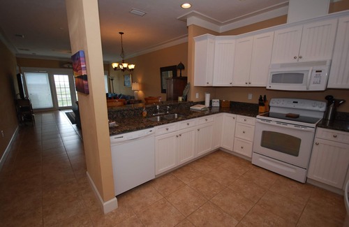 Steinhatchee Condominio | Gulf Breeze Condo # 207: rampa para botes privados y deslizamiento de botes