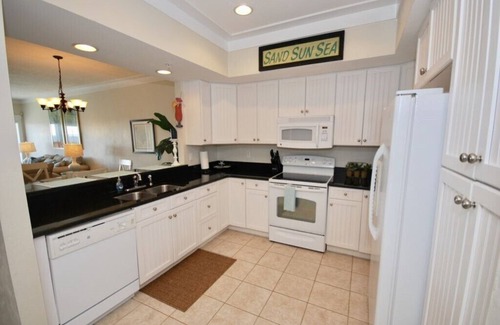 Steinhatchee Condominio | Gulf Breeze Condo #107 - Wifi, Private Boat Ramp and Pool