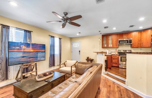 Apalachicola Casa | Gulf Breeze Home Away