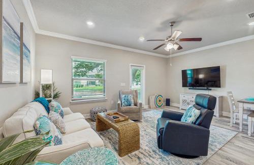 South Pensacola Casa | Gulf Coast Getaway