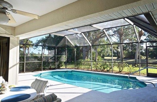 Pebble Beach Casa | 3-2-2 1850 SQ FT con vista al campo de golf en la piscina, tranquilo y relajante: disfrute del clima cálido