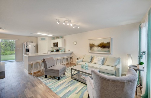 Charlotte Harbor Casa | Gulf Cost Home 5min to I-75 & Sunseekers Resort
