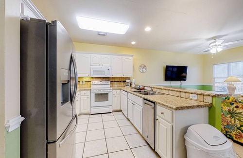 Southpointe Casa | Gulf Escape w/ Shared Pool, Beach Access, Free WiFi, & Great Location Near Town