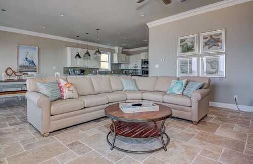 Gulf Shores Casa | Nueva casa frente al mar con piscina privada y vistas increíbles del Golfo 9bed / 9bath