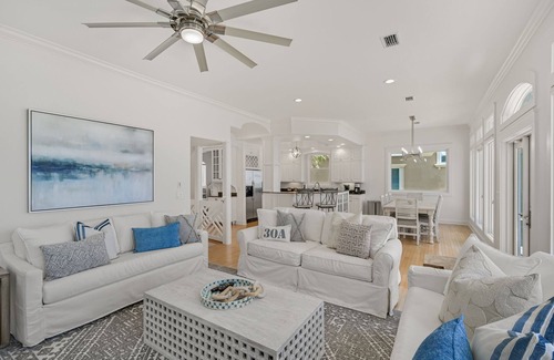 San Juan Casa | Gulf Front Updated Coastal Home 1 mile from Seaside