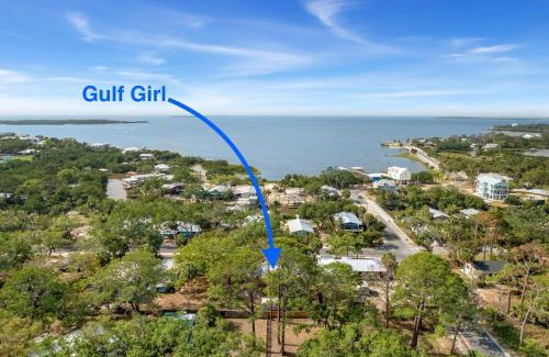 Cedar Key Casa | Gulf Girl a vintage Cedar Key retreat