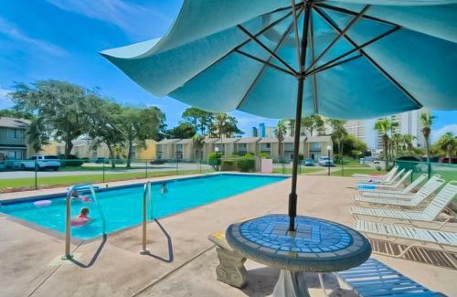 Panama City Beach Hotel | Gulf Highlands 116 Damon Circle #K