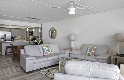 Port Aransas Condominio | Gulf Shores 503: Fifth Floor Beach view renovated 2 Bedroom 2 Bathroom Condo