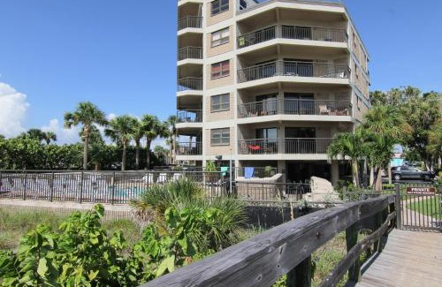 St. Pete Beach Apartamento | Gulf Strand Resort 207