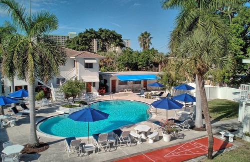 St. Pete Beach Apartamento | **** GulfSide Resort en St Pete Beach. Unidad 10 ****