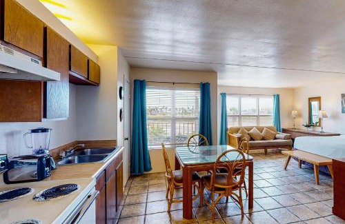 South Padre Island Hotel | Gulfview I #201