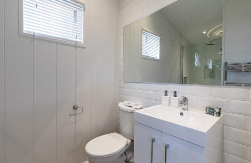 Holywell Casa | Gull Rocks Beach Lodges