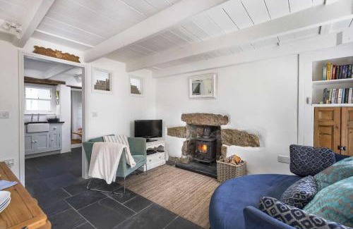Mousehole Casa | Gull's Nest Holiday Cottage