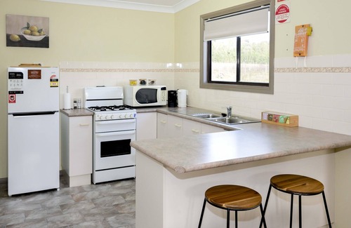 Pokolbin Cabina | Gumnut Cabin 9 - 2 bedroom with 2 x queen beds