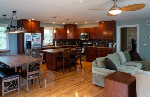 Shelbyville Casa | Gun Lake home w/private lot, dock, and tons of parking!