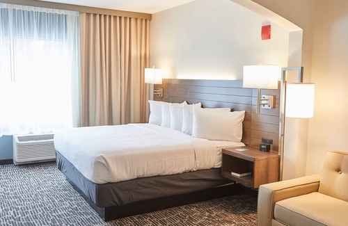 La Crosse Hotel | Gundersen Hotel & Suites