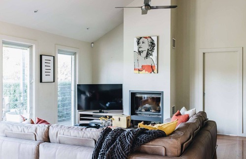 Exeter Casa | Gundhareen Lake by Contemporary Hotels