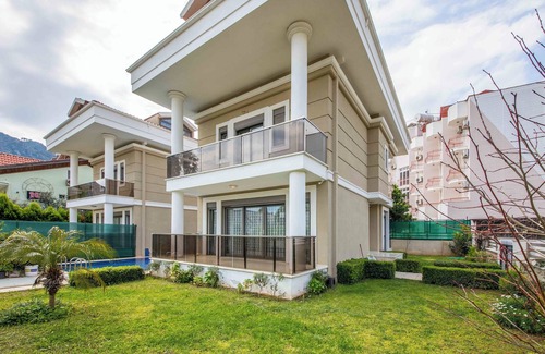 Icmeler City Center Villa | Gunes 1 İcmeler
