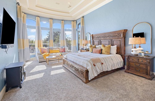 Weston Casa | Gunter Gathering Place - country views minutes from dozens of wedding venues