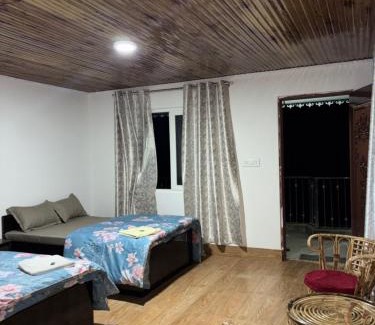 Kurseong Casa | Guras Homestay Chimney