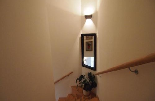 Gingst Apartamento | Gut-Rattelvitz-Galerie-F-hochwertig-Sauna-Kamin-eTankstelle-Spielscheune-15-000qm-Park-Land