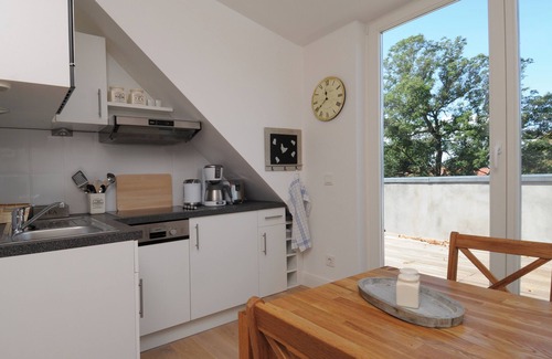 Garz/Rugen Apartamento | Gutshaus Zicker, apartment no. 7 - unique location, two bedrooms, fireplace