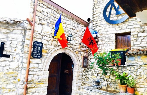 Berat Hotel | Guva Mangalem Hotel Restaurant