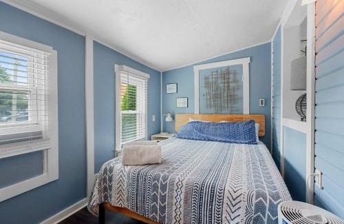 Merion Village Casa | GV - Romantic Beach Getaway