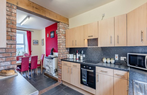 Glandyfi Casa | Gwarcwm Uchaf - Cuatro Habitaciones Casa, Capacidad 6