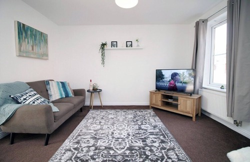 Newport Casa | Gwent View by Tŷ SA
