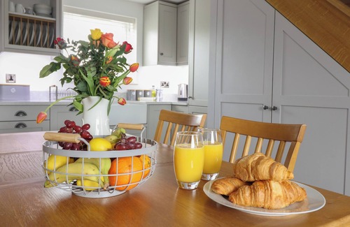 Bala Casa | GWYNFA, pet friendly, with open fire in Bala