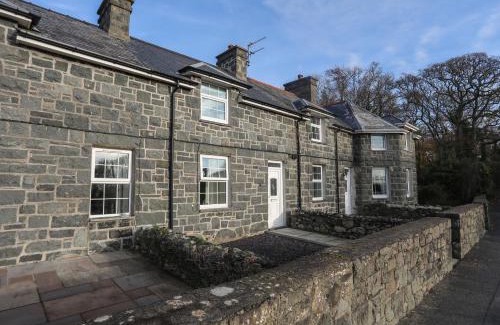 Llanystumdwy Casa | Gwynle - Llanystumdwy