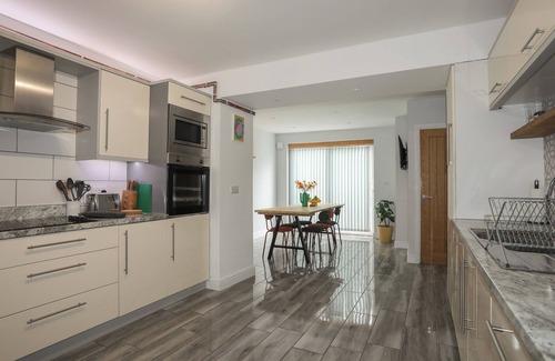 Nefyn Cabaña | GWYNLE, pet friendly, character holiday cottage in Nefyn