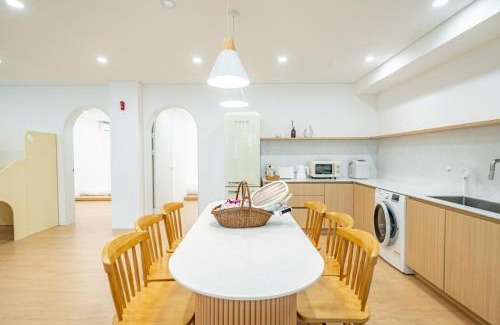 Gyeongju Villa | Gyeongju Casa Mellow Kids Pool Villa
