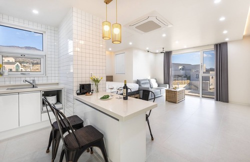 Gyeongju Casa | Gyeongju EL Poolvilla Pension