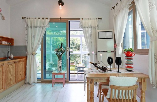 Gyeongju Casa | Gyeongju Full Garden Pension