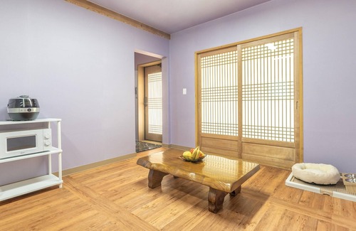 Gyeongju Casa | Gyeongju Gampo Byeolbit Hanok Pension