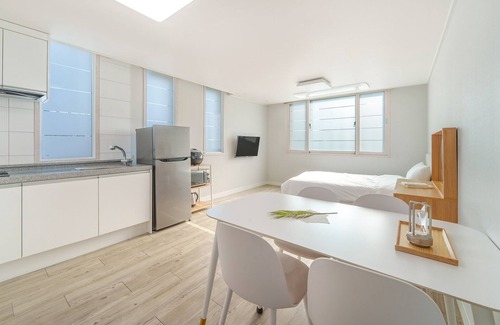 Gyeongju Casa | Gyeongju Gampo Laviangrose Pool Villa