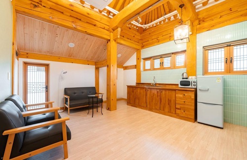 Gyeongju Casa | Gyeongju Ipsaedalseumeunal