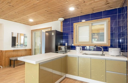 Gyeongju Casa | Gyeongju Themandi Pension
