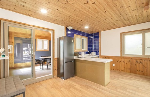 Gyeongju Casa | Gyeongju Themandi Pension
