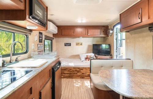 Gyeongju Casa | Gyeongju Yongcheonsu Caravan