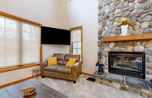 New Lisbon Casa | Gypsy's Castle